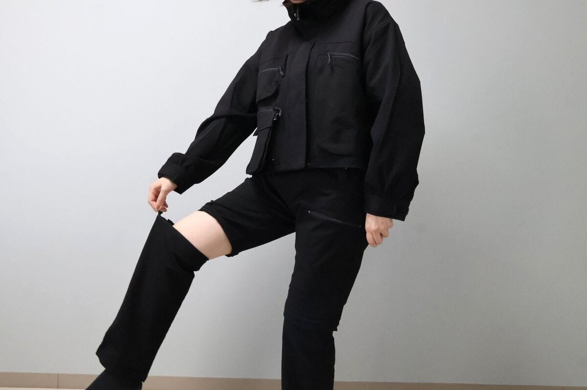 パンツの下半分を分割しだした