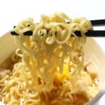 麺は完全に「日清カップヌードル」