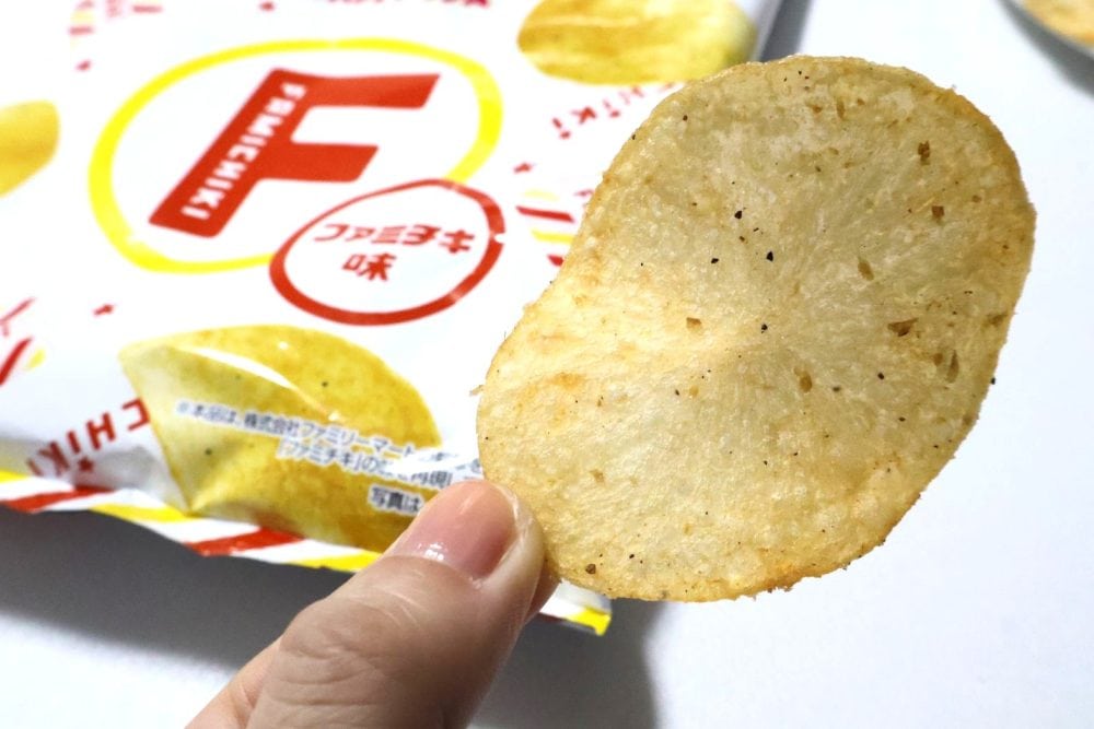 ポテトチップスファミチキ味