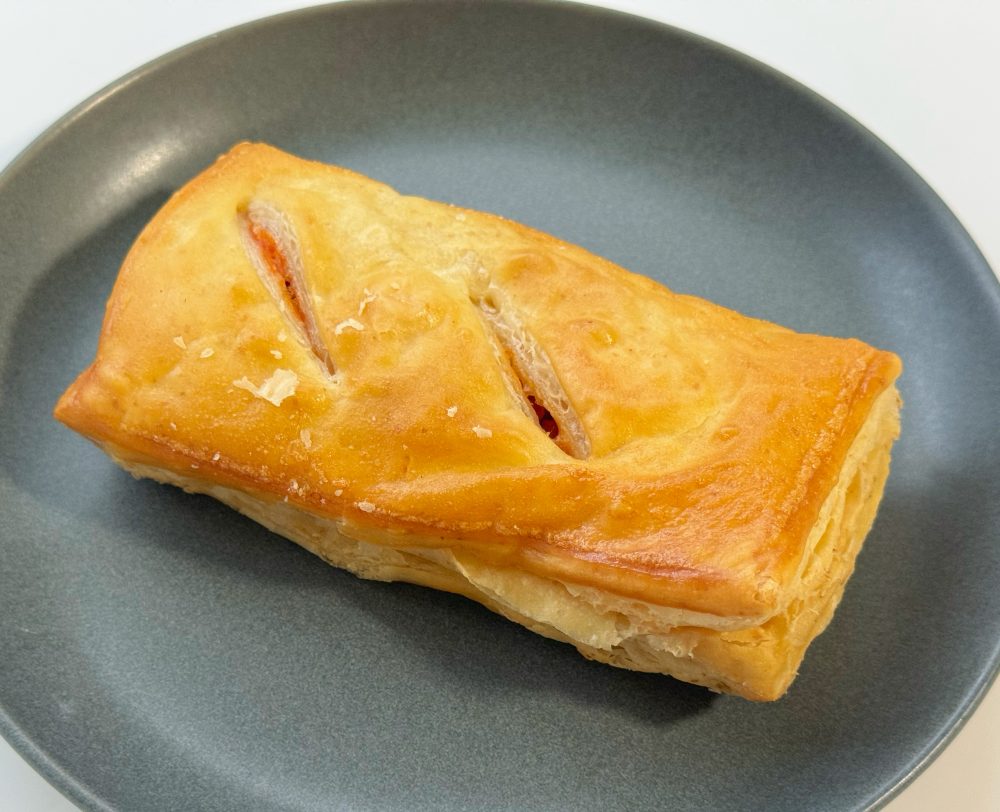 サクッと香る 煮込みトマチキパイ