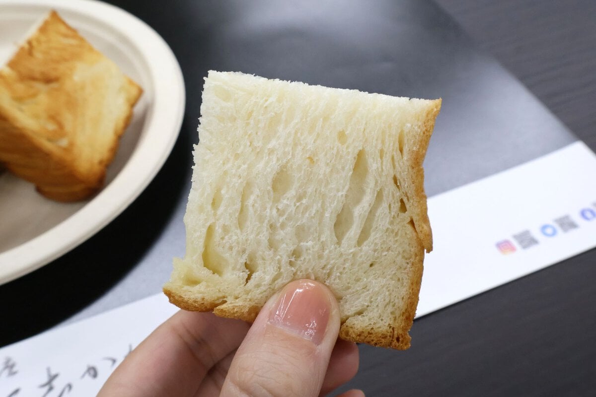 「手織り発酵バタークロワッサン食パン」