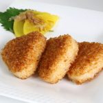 BOSCO エキストラバージンオリーブオイルを冷凍焼きおにぎりにかける