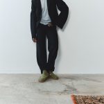 本コレクションのキャンペーンには、ミュージシャン兼プロデューサーのデヴ・ハインズが登場