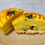 花のように絞られた華やかな見た目もかわいく、土台のタルトのほどよい塩気がさつまいもの甘みを引き立てているのもポイント