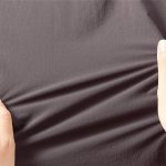 メイン生地には、高い強度を誇る「CORDURA®（コーデュラ）2WAYストレッチ素材」を採用