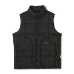 GRIP SWANY × TAION「ダウンベスト」ブラックカモ¥29,000、ブラック・ダークオリーブ¥26,000