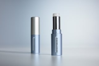 保湿はしたいけどテカるのはNG!? 男が選ぶべきは「マット質感」が絶対条件だった。プロが太鼓判を押す高機能リップクリーム3選