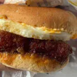 第1位 【月見バーガー戦争】マック、KFCなど4社新作をガチ食べ比べ