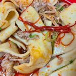 牛バラと肉味噌の麻辣麺（自家製麺使用）