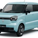 中間グレードの「G」は急速充電にも対応