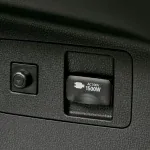 第1位 【トヨタ・ハリアー大刷新】HEV専用モデルへ一本化!全車標準装備となったAC100Vと、漆黒感が増した特別仕様車“Night Shade”に迫る