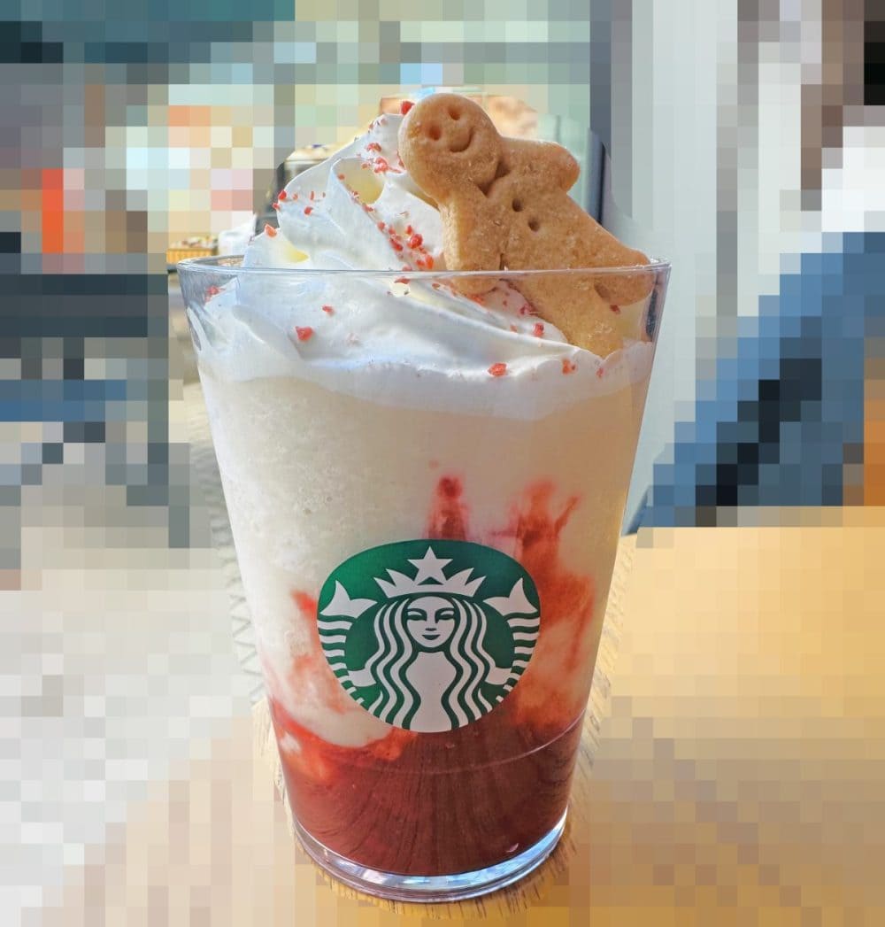 『ストロベリー & ジョイフルメドレー ティー フラペチーノ』