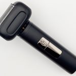 ブラックフライデーで買った1980円の4枚刃乾湿両用電動シェーバーの実力はホンモノか!?