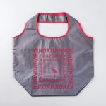 メタリックシルバー