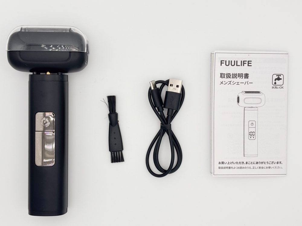 以前から気になっていた電気シェーバーが、国内通販サイトのブラックフライデーセールで驚きの1980円だったので「これは超お試し価格！」とばかりに飛びつきました