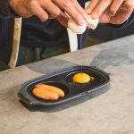 目玉焼き＆ウインナーは約3分