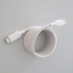 マグネットが付く場所に貼り付けられるのは超便利