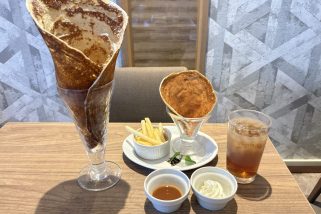 【スイーツ好きは試す価値あり】トッピングはなんと25種類！アレンジの幅が無限すぎる「デニーズの新作クレープ」を実食してみた