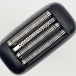 いま電動シェーバーは4枚刃、5枚刃が主流で、4枚刃製品は1万円以上、5枚刃なら2万円オーバーというのが現状