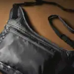 第2位 【ワークマンの凄すぎるバッグ】開けると驚きの収納力!「1,900円の一軍ショルダーバッグ」の実力をスタイリストが徹底解説