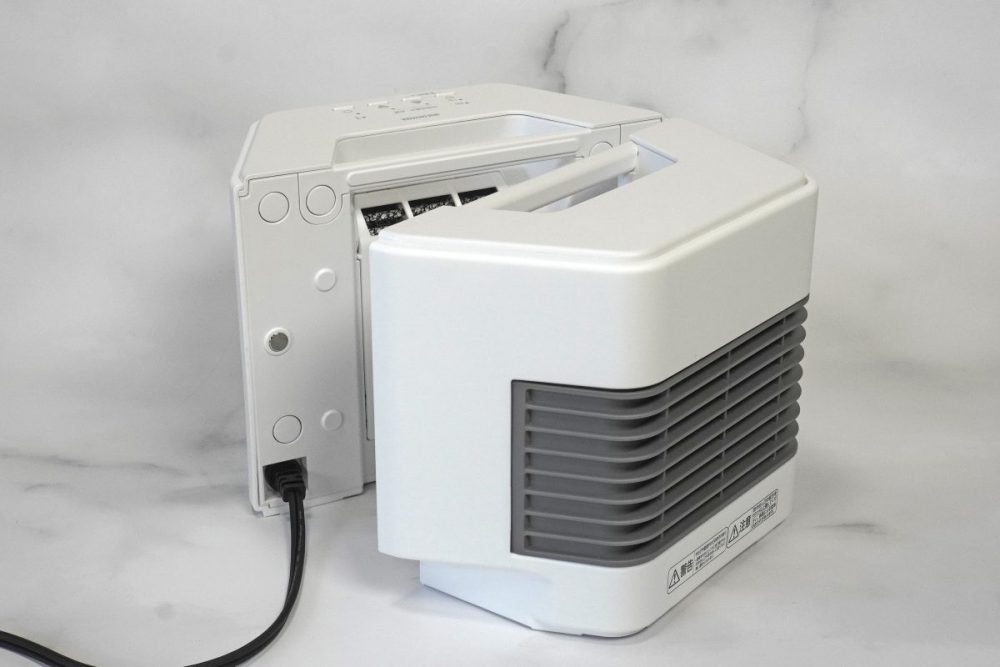 アイリスオーヤマ セラミックファンヒーター ツインセラ　ACH-MN12A