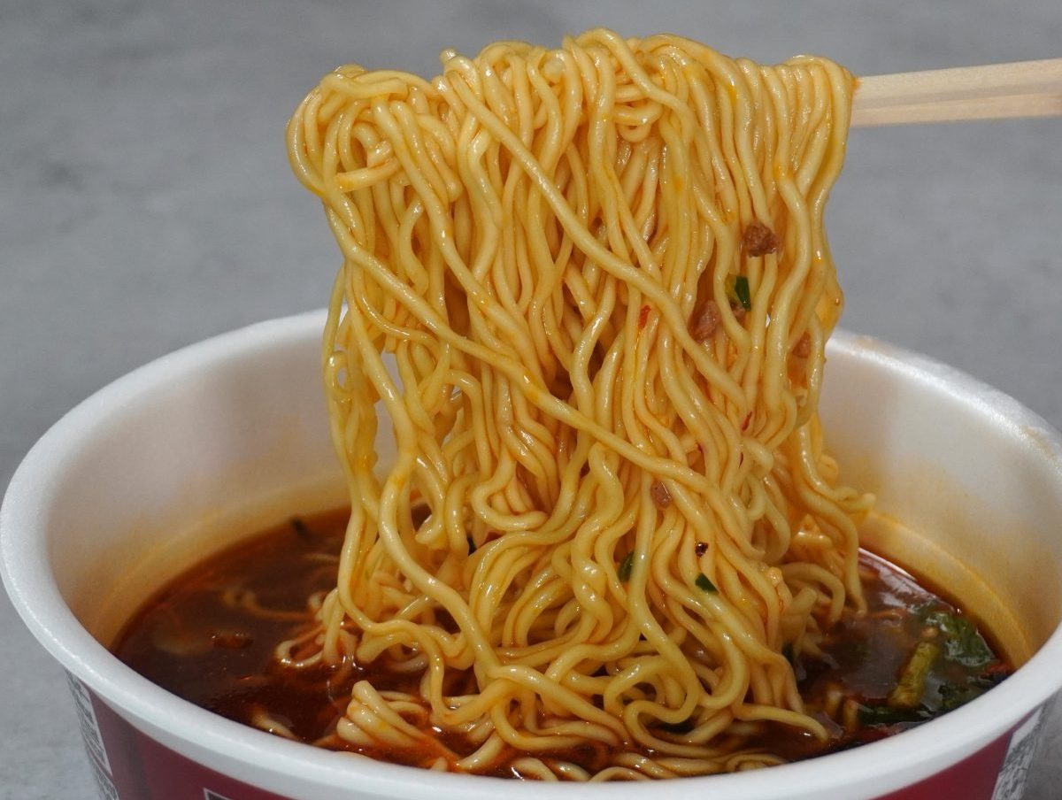 このカップ麺、激うま】セブンで見つけたら即買い！「宝鐘マリン×寿