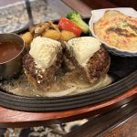 チーズのなめらかな口当たりとワイルドな肉々感が絶妙に絡み合う