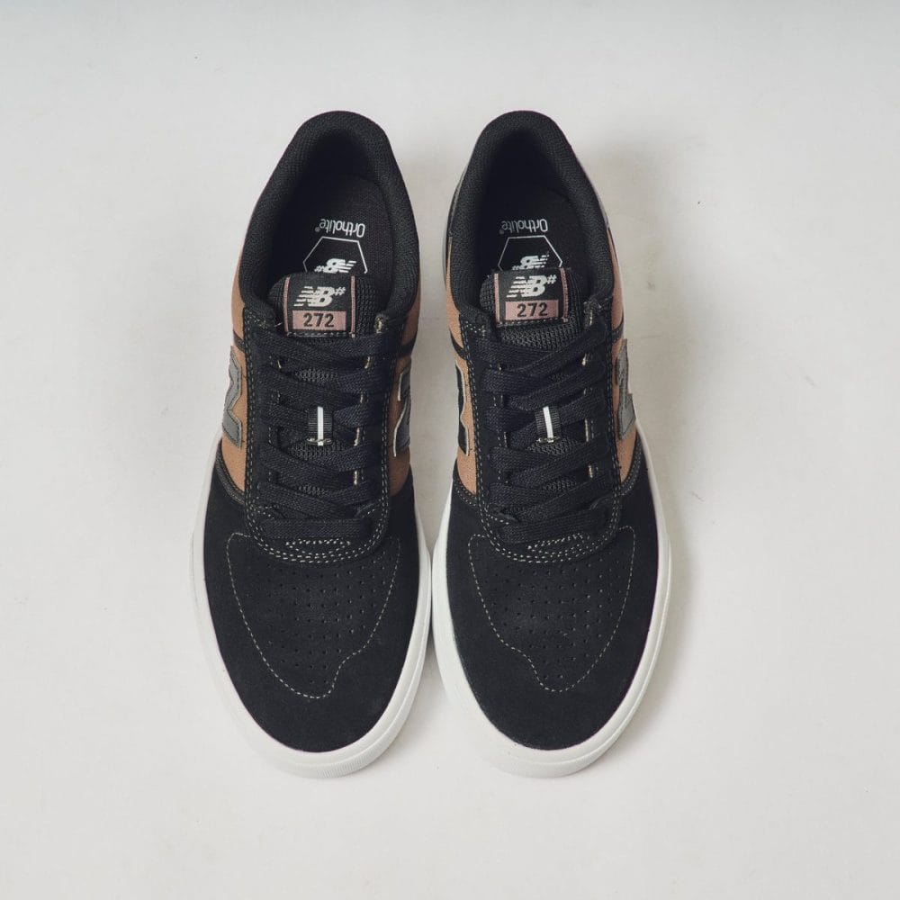 ニューバランス　ヌメリック272