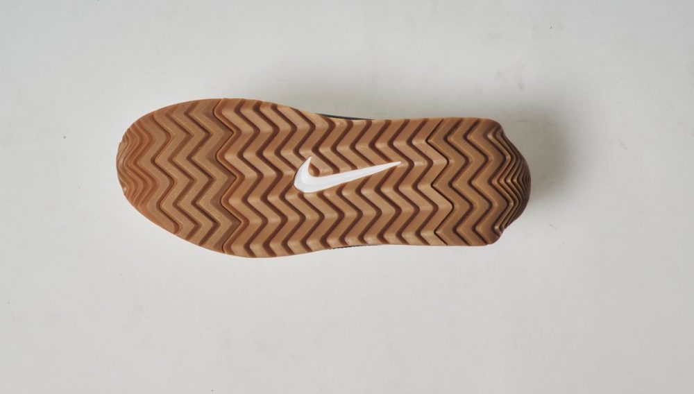 ナイキ スポーツウェア　パシフィック レザー