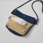 前ポケットがティッシュ入れに