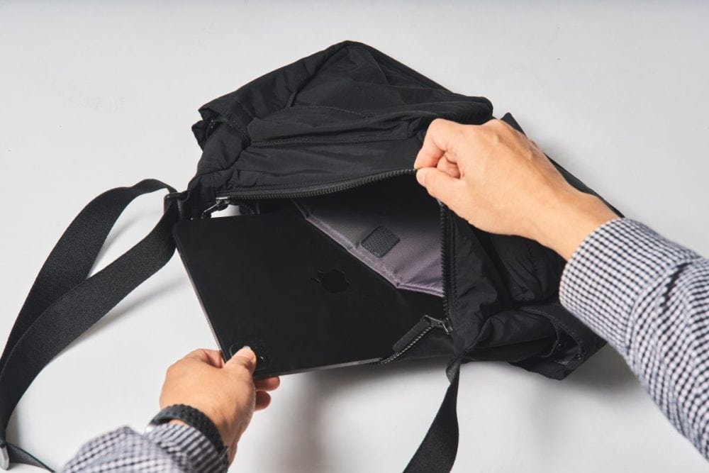 ガバッと開く開口部