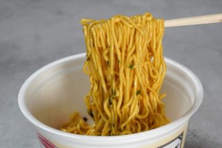 「このカップ麺、激ウマ」2026年の新潮流か!?個性爆発すぎる“そば系”ベスト3【1位はネバネバ太麺に沼る昆布水風】