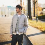 ステッチレスの3層仕様にすることですっきりとしたシルエットを実現