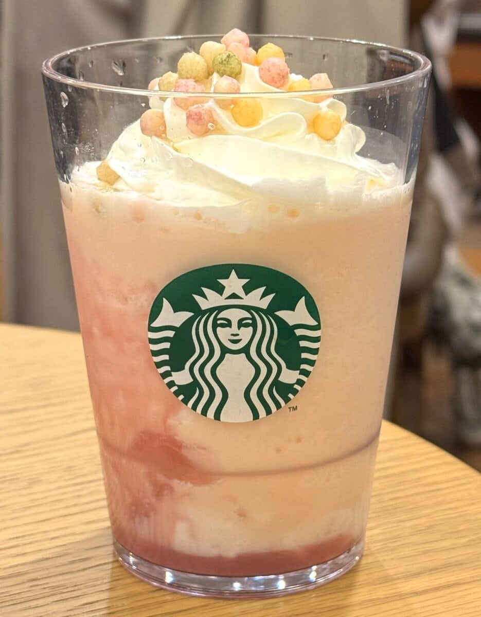スターバックスコーヒー「ひなまつり フラペチーノ ショートサイズ
」￥650（Short）
