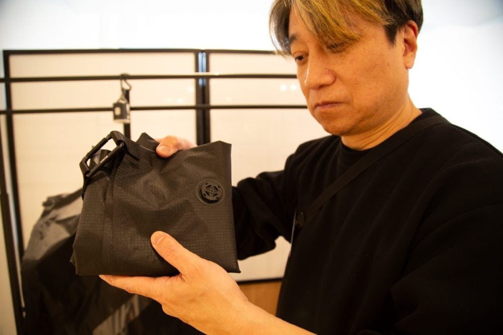 従来の圧縮袋より厚さが2.8倍もあるから長期間使え、買い替えを前提に購入するなんて無駄な考えは毛頭ありません