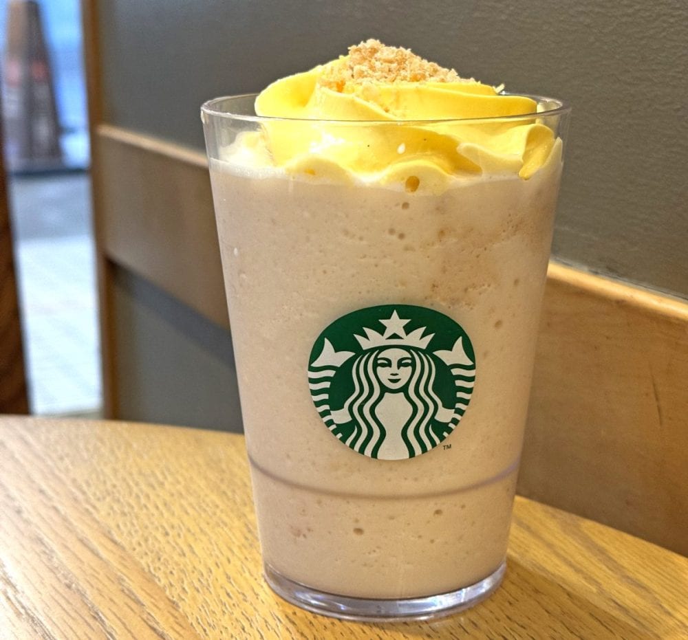 スターバックスの「シュークリーム フラペチーノ」