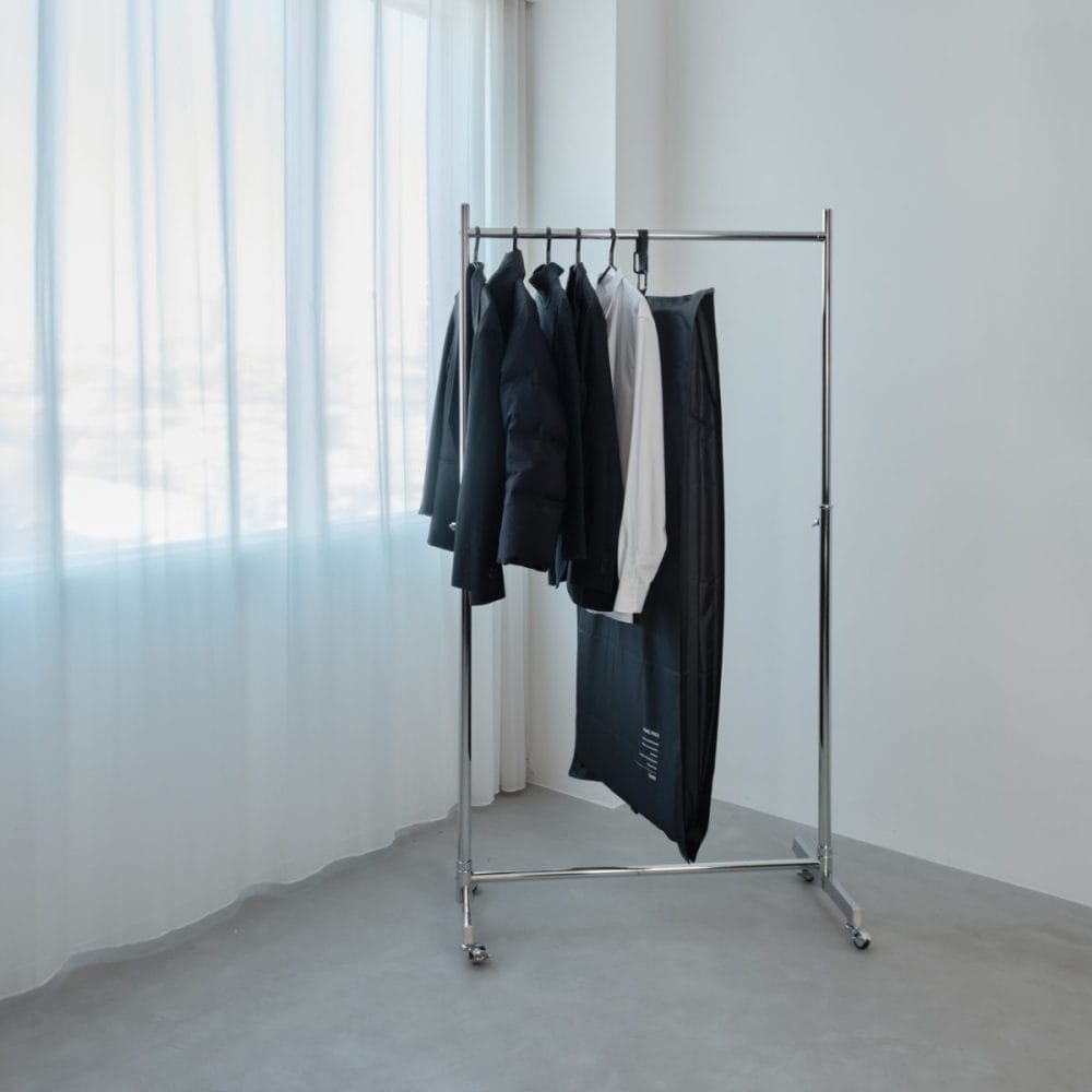 「HANG PACK」は丈夫で、ビニール製圧縮袋の7.8倍の密閉性。究極の布団収納ソリューションを起こします