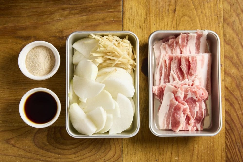豚バラ大根二十面相の材料