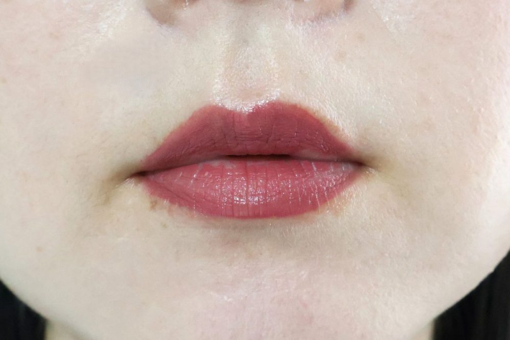 「おっドろきのワンデイリップ」を塗ってから飲食、歯磨きを1回したところ