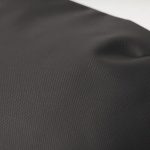 対候性コーティングを施した840Dナイロン生地を採用