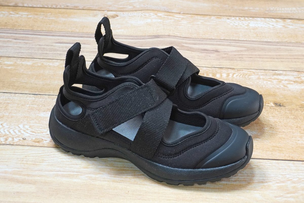 無印良品「スニーカーサンダル」