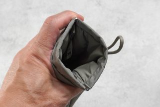 【無印良品の隠れた傑作】片手でパカッと開く「990円ポーチ」をマニアが絶賛！便利すぎて手放せない