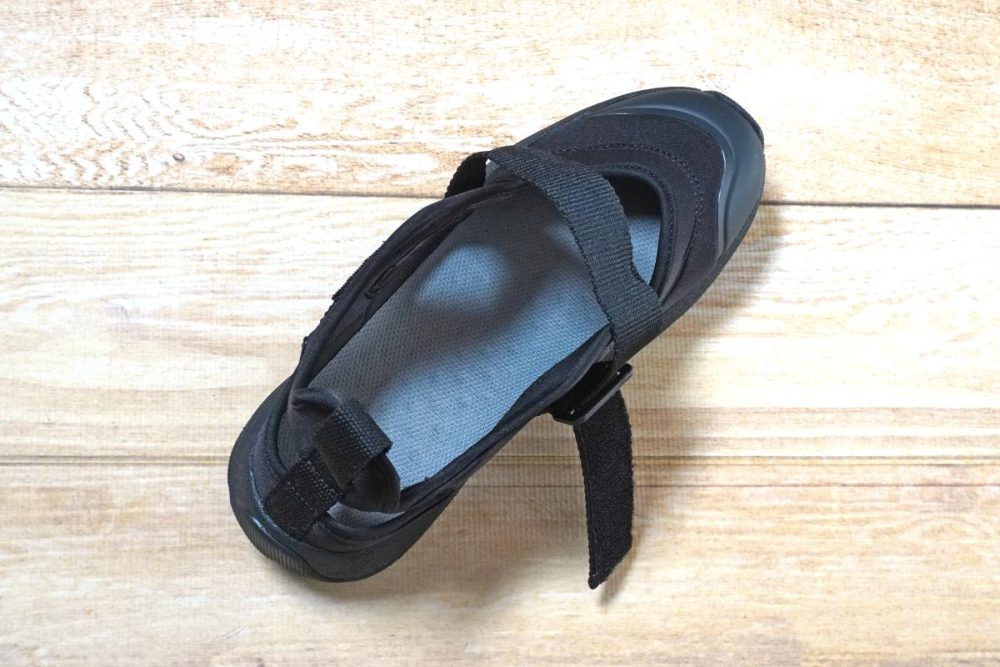 無印良品「スニーカーサンダル」