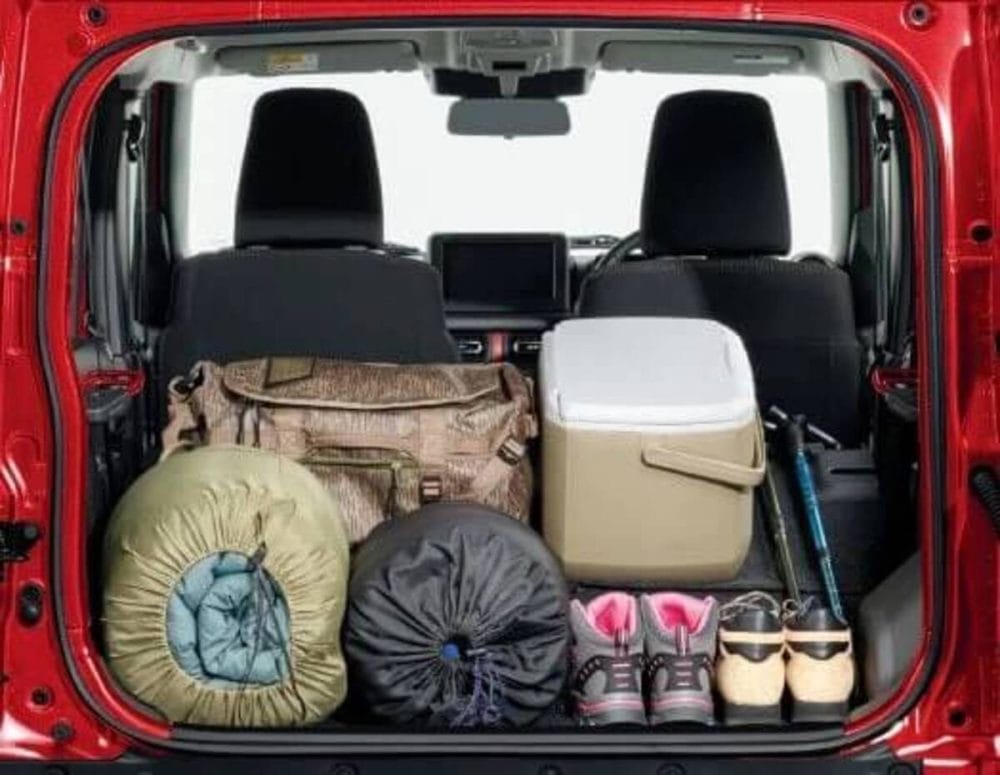 第2位　【4日で5万台受注】スズキの5ドア「ジムニー ノマド」は完全に“プチGクラス”だった！『いま買いカー大賞2026・デザイン大賞』