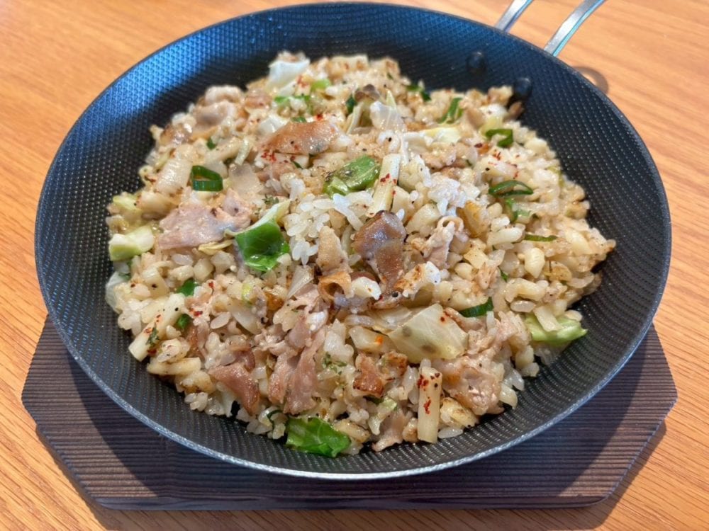 ねぎ塩だれ×ガーリック香る20種類以上のスパイスの相性◎！