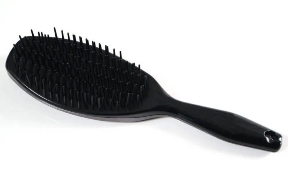 第1位　【ドンキが本気出した】990円コーム「mion」があのラブクロムにそっくり!? 5000円の本家とガチ比較したら衝撃の結果に…