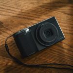 第2位　【スマホカメラには戻れない!?】今あえて“コンデジ”を選ぶ理由。リコー「GR Ⅳ」ほか、大人が買うべき大本命2選をプロが解説