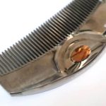 第1位　【ドンキが本気出した】990円コーム「mion」があのラブクロムにそっくり!? 5000円の本家とガチ比較したら衝撃の結果に…