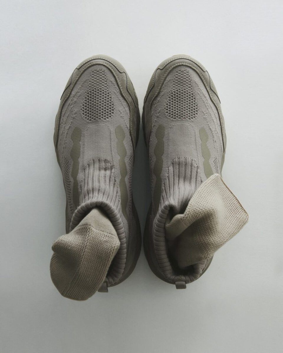 ューズとの統一感を表現したデザイン