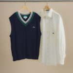 ラコステ×ビームス　チルデン ニット ベスト、ストライプシャツ